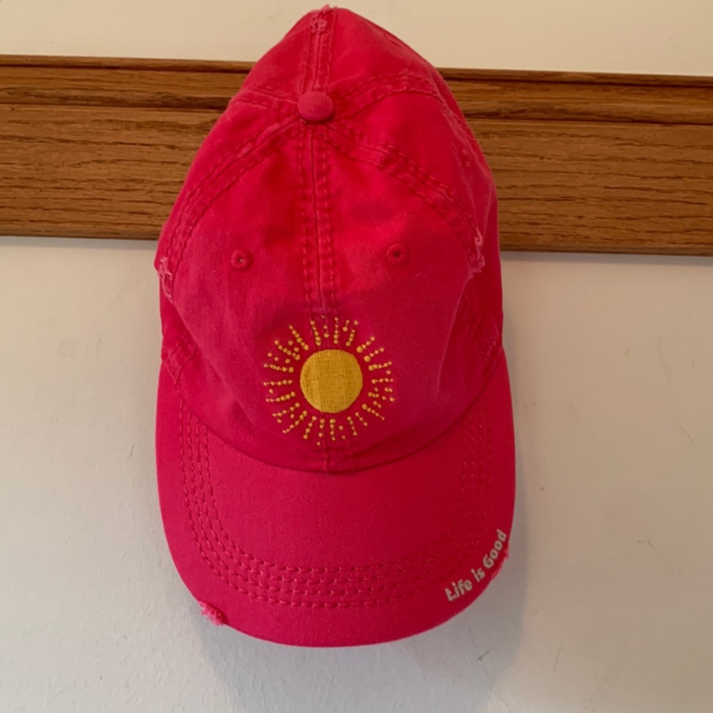 Life is Good Woman’s Distressed Pink Sunshine Cap